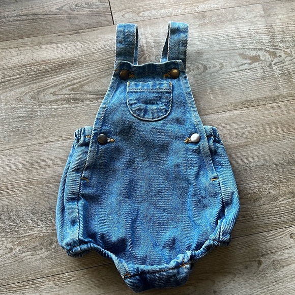 The simple folk denim stone romper 6/9 months - Picture 2 of 4